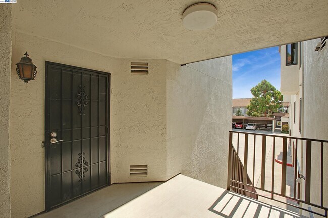 Building Photo - 21117 Gary Dr