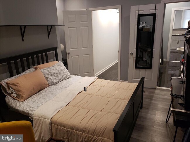 Foto del edificio - 424 N 32nd St
