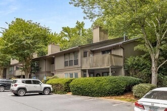 Building Photo - 1017 Dunbar Dr