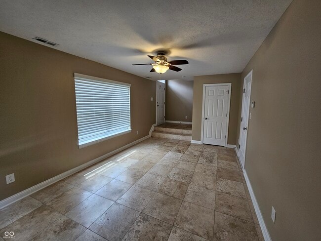 Building Photo - 415 Alden Way