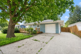 Building Photo - 2324 Elton Hills Dr NW