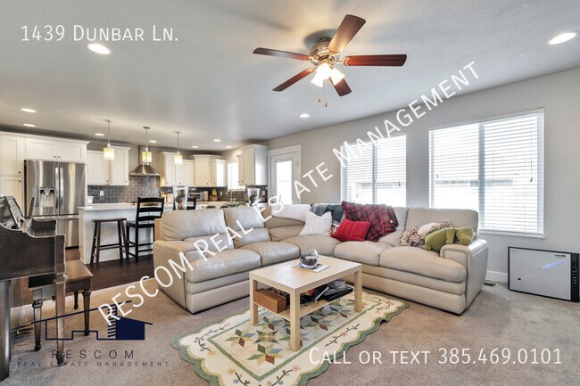 Building Photo - 1439 Dunbar Ln
