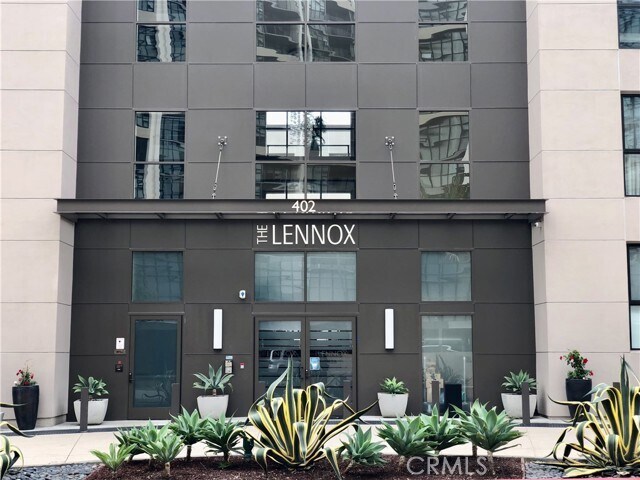 Building Photo - 402 Rockefeller