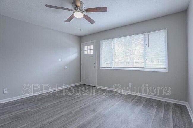 Foto del edificio - 9414 East 14th St S