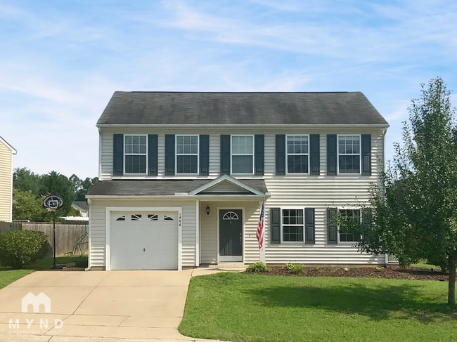 Building Photo - 1506 Cairo Way