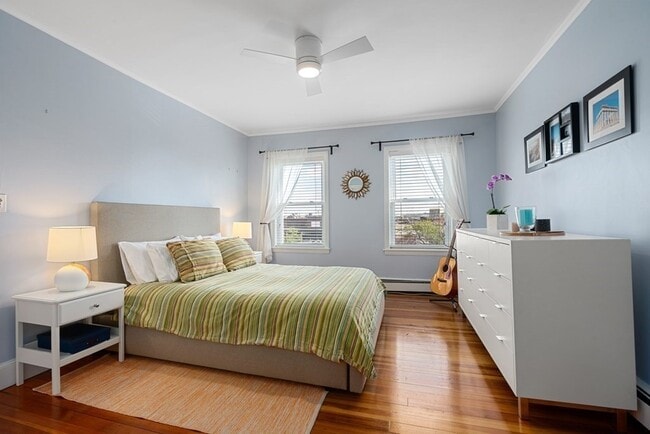 Building Photo - 344 Medford St