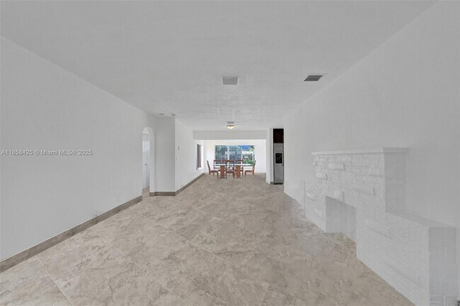 Foto del edificio - 2906 Madison St