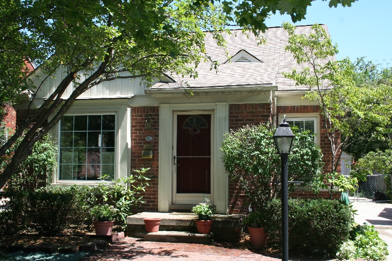 Primary Photo - 462 Moran Rd