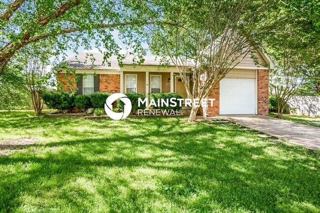 Foto del edificio - 3 Bedroom Pet-Friendly Home in Horn Lake, MS with Main Street Renewal