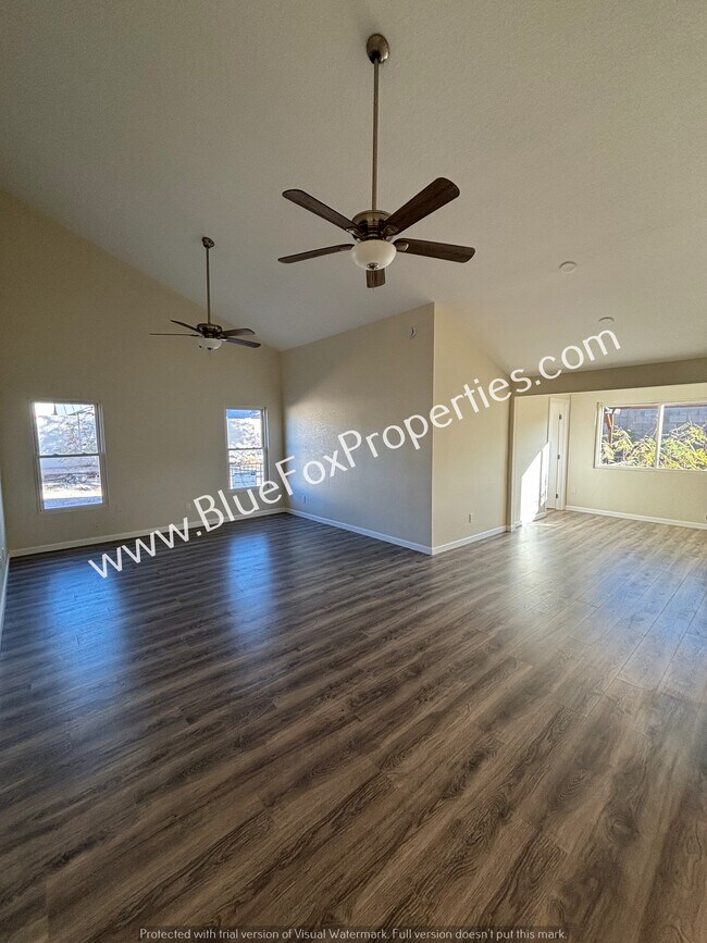 Photo - 10025 E Stella Rd House