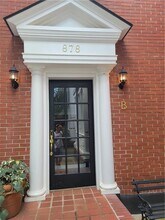 Building Photo - 878 Briarcliff Rd NE