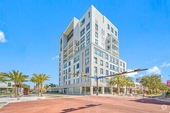 Building Photo - 5 N Osceola Ave