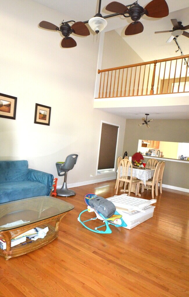 Building Photo - 1455 Garnet Cir