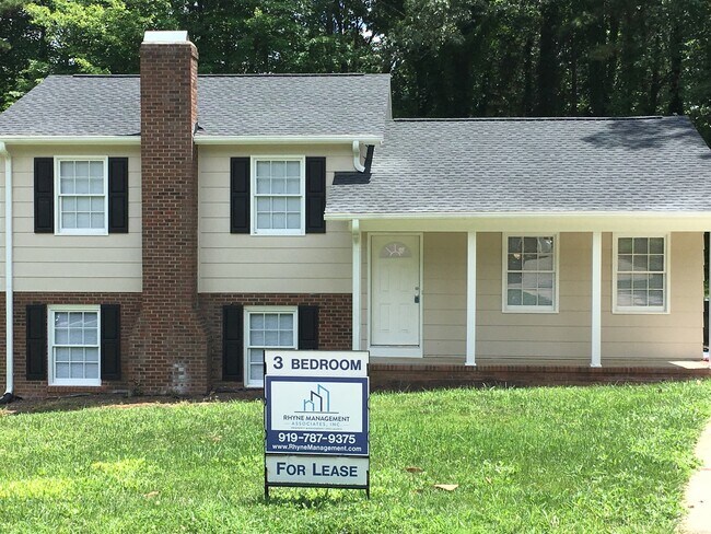 Foto del edificio - 501 Smokeridge~3 bedroom 2 bath~SPLIT LEVE...