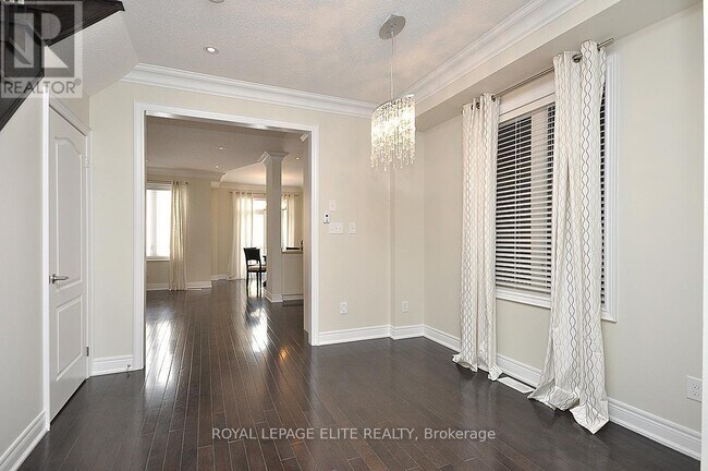 Building Photo - 2092 Fiddlers Way
