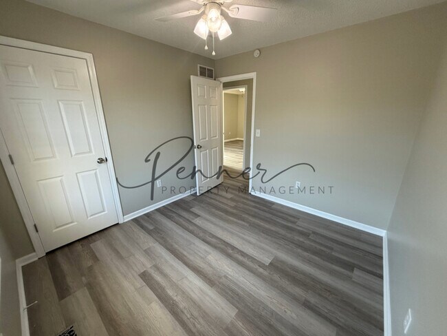 Foto del edificio - 308 NE Topaz Dr