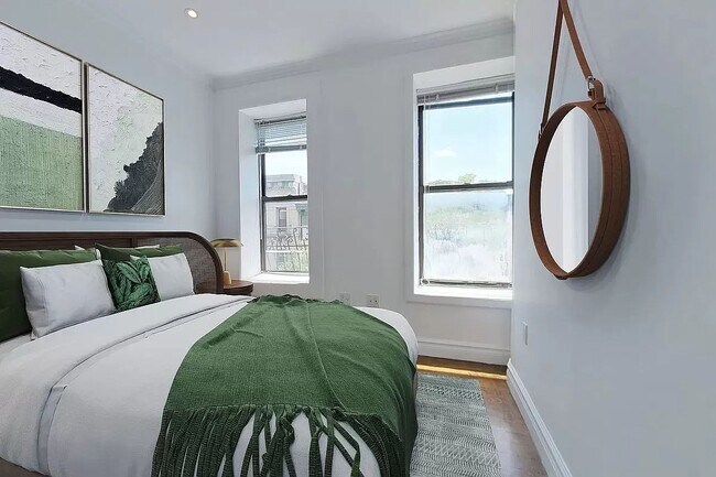 Foto del edificio - 107 Christopher Street