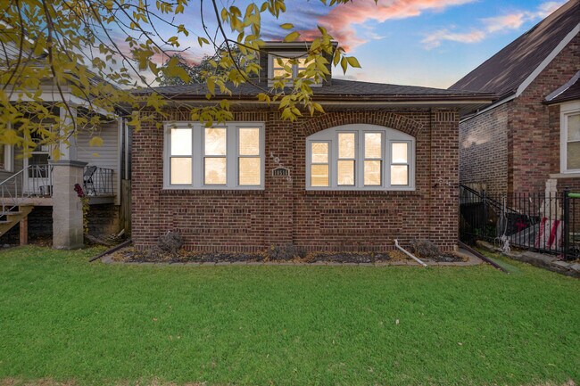 Foto del edificio - 10516 S Eggleston Ave