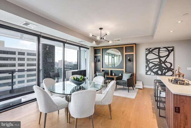 Foto del edificio - 1650 Silver Hill Dr
