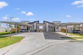 Building Photo - 13 San Jose Dr