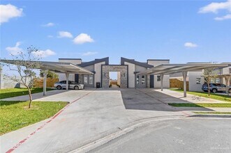 Building Photo - 13 San Jose Dr