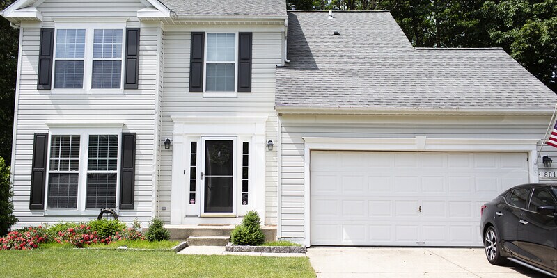 Primary Photo - 801 Yellow Birch Ct