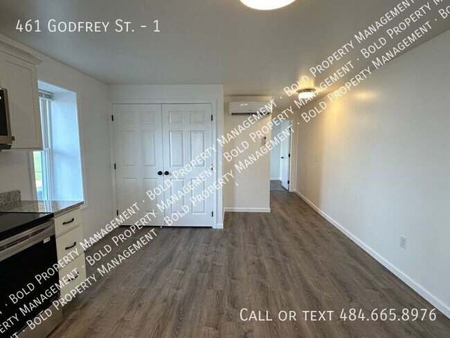 Foto del edificio - 461 Godfrey St
