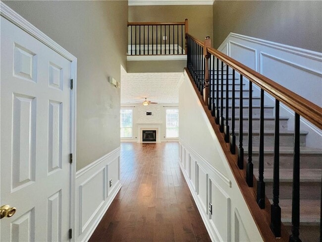Building Photo - 156 Weatherstone Dr