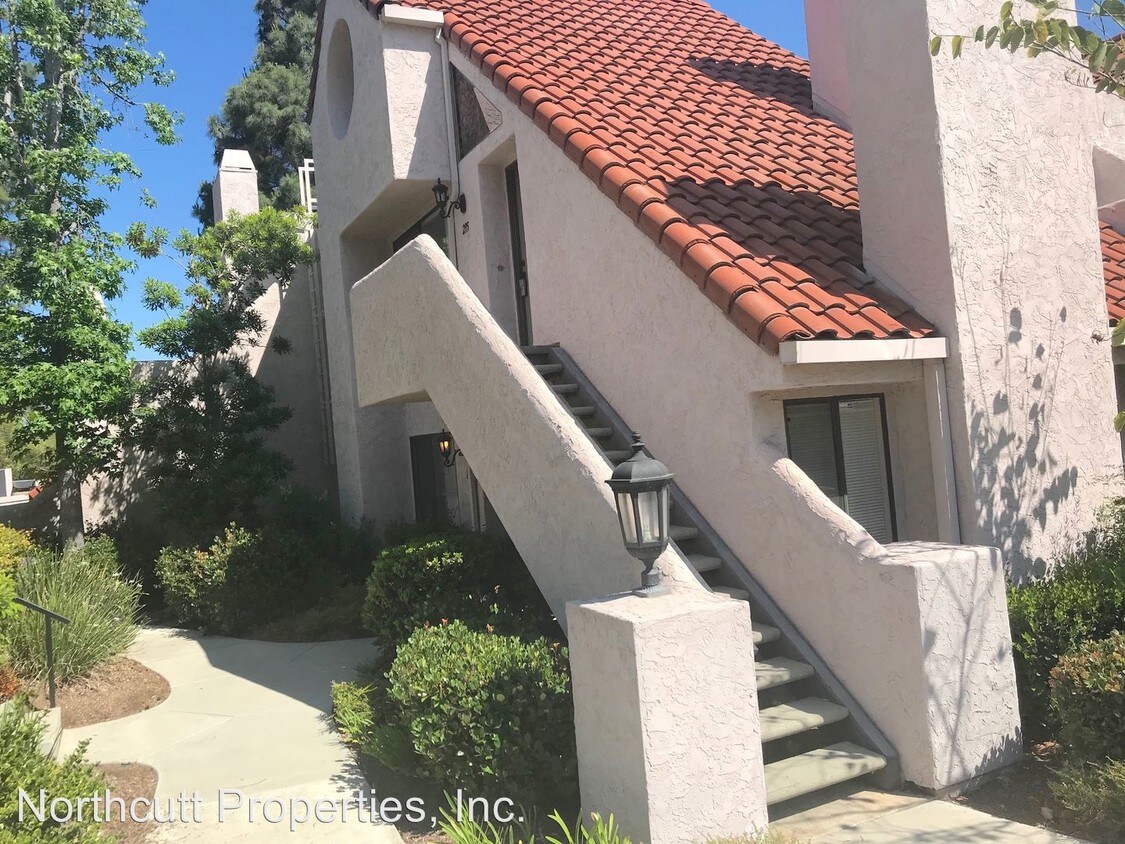 65 Townhouses Available for Rent in Rancho Bernardo, CA