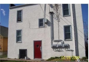 Building Photo - 1530 Concordia Ave
