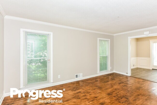 Foto del edificio - 4261 Autumn Hill Dr