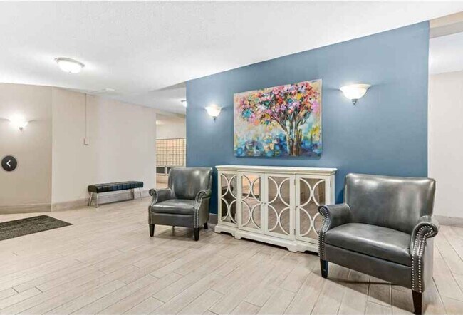 Foto del edificio - 130 Demont Ave