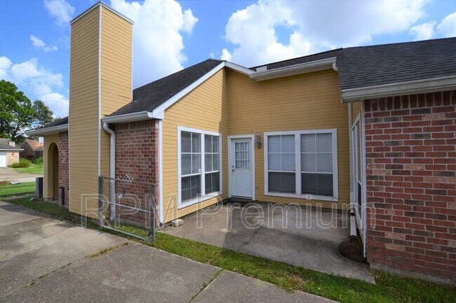 Foto del edificio - 2136 S Flannery Rd