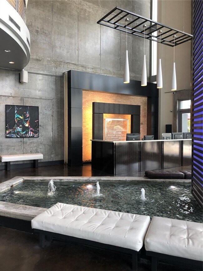 Foto del edificio - 690 SW 1st Ct