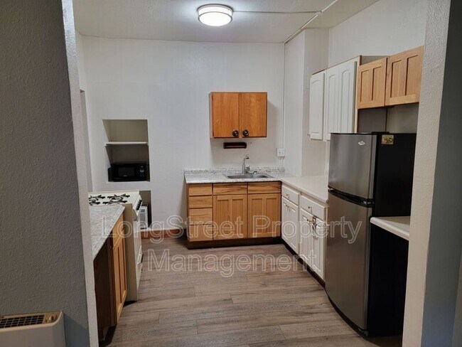 Foto del edificio - 728 SW 3rd St