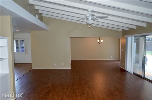 Building Photo - 2039 Redondo Pl