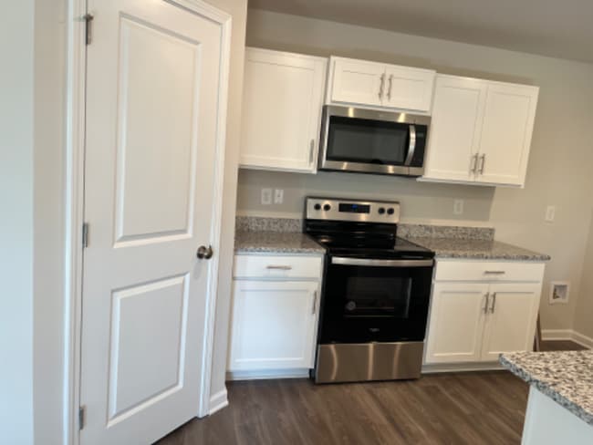 Building Photo - 4119 Garrison Ln