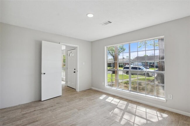 Building Photo - 959 Wavecrest Ln