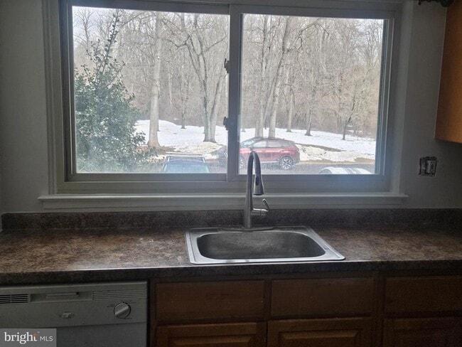 Building Photo - 1716 Julie Ct