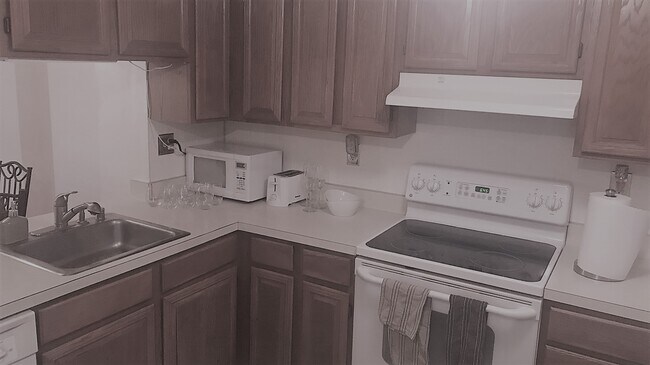 Building Photo - 12466 Valleyside Way