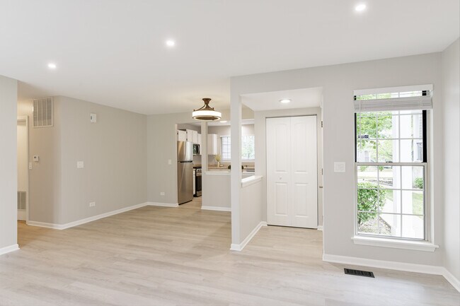 Building Photo - 517 Mallard Ct