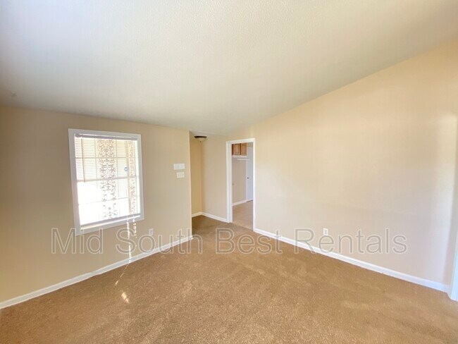 Foto del edificio - 5124 Alford St