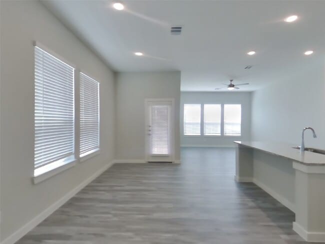 Foto del edificio - 22745 Terrazzo Dr