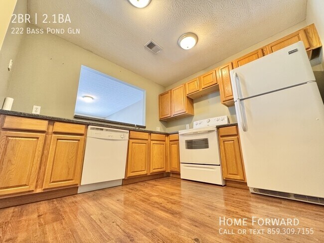 Foto del edificio - 222 Bass Pond Glen Dr