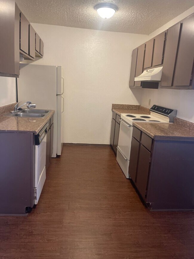 Avendale Pointe Apartments Apartments in Lawton, OK