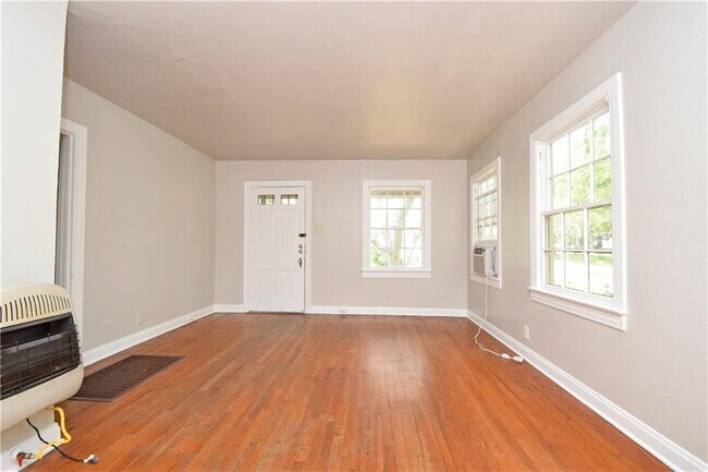 Building Photo - 3701 Werner Ave