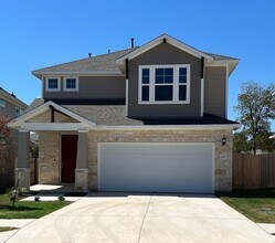 Building Photo - 128 Free Stone Dr