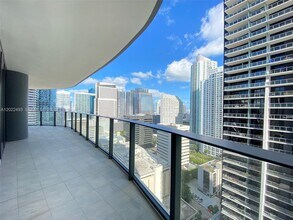 Building Photo - 1000 Brickell Plaza