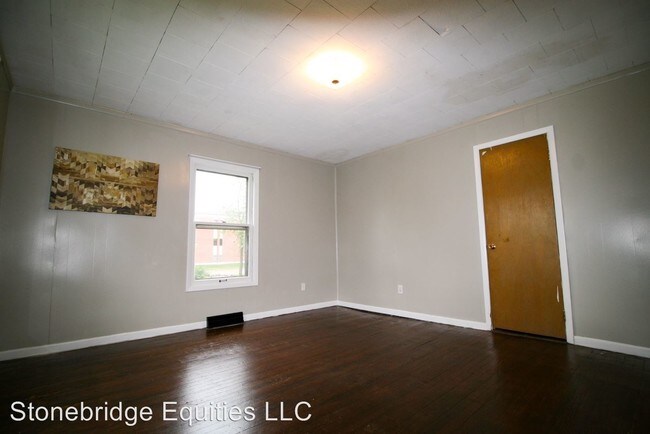Building Photo - 211 Hartman Ave