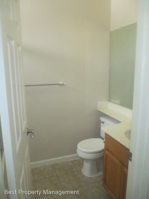 Building Photo - 2 br, 2.5 bath House - 1360 Striper Common